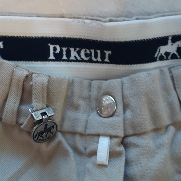 Pikeur beige knee  patch riding breeches made in Germany - Picture 1 of 6